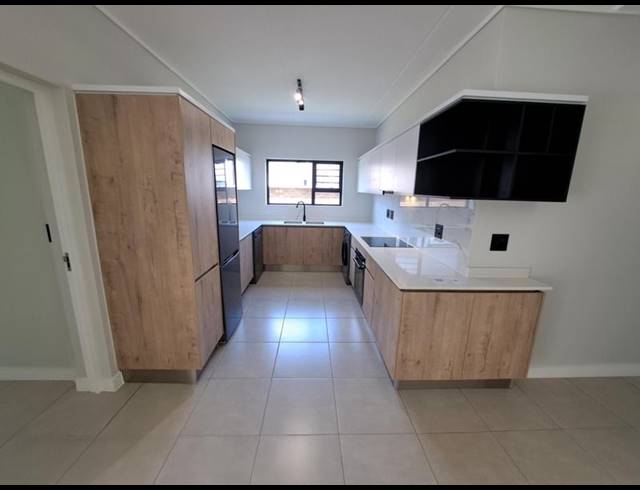 3 BEDROOM PROPERTY TO RENT IN MOOIKLOOF
